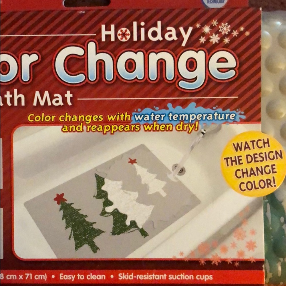 Holiday Color Change Bath Mat